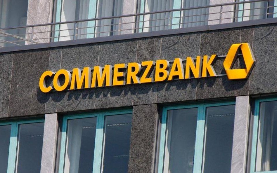 Commerzbank likwiduje 7800 miejsc pracy