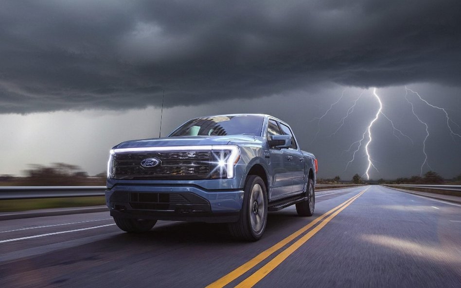 Ford oficjalnie kończy produkcję elektrycznego F-150 Lightning