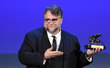 Guillermo Del Toro odbiera główne trofeum weneckiego festiwalu za film „The Shape of Water”.