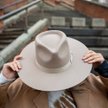 Unfluencerki: nowy fenomen w social mediach. Chwilowa moda czy zmiana na lepsze?