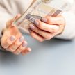 Złoty nieco słabszy na koniec tygodnia