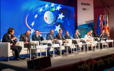 O czynnikach kluczowych dla rozwoju innowacji w Polsce dyskutowali w Krynicy przedstawiciele rządu i