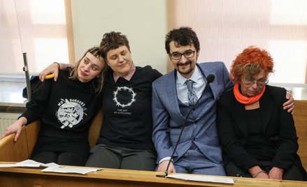 Mariusz Chyżyński (2P), Kamila Jagoda Mikołajek (L), Joanna Agnieszka Humka (2L) i Ewa Moroz- Kaczyń