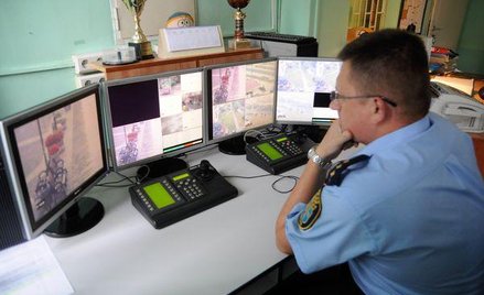 Monitoring: Nagrania z ulicznych kamer kontroluje policja