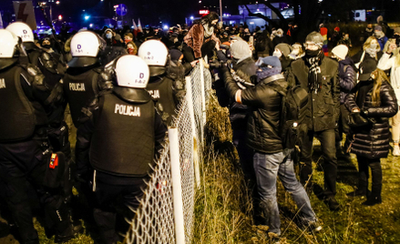 Politechnika Warszawska zarzuca policji naruszenie autonomii uczelni