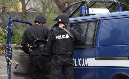 Cyberpolicjanci rozbili grupę podejrzaną o wyłudzanie kodów BLIK