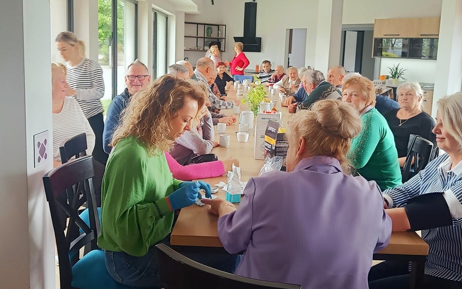 Fundacja na Rzecz Pacjentów i Gemini wspierają lokalne społeczności w dostępie do opieki farmaceutycznej