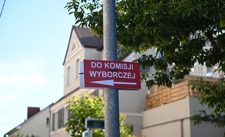 Dostarczenie listy podpisów poparcia lub wniesienie „składki” to często jedyne sposoby na uzyskanie 