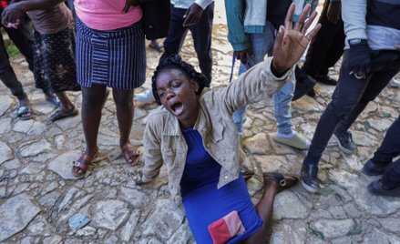 Napastnicy wtargnęli do miasteczka na przedmieściach stolicy Haiti późnym wieczorem 23 sierpnia i za