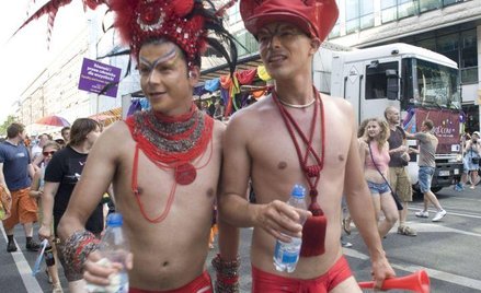 Ustawa o związkach partnerskich nie jest końcem, ale dopiero początkiem długiej drogi środowisk homo