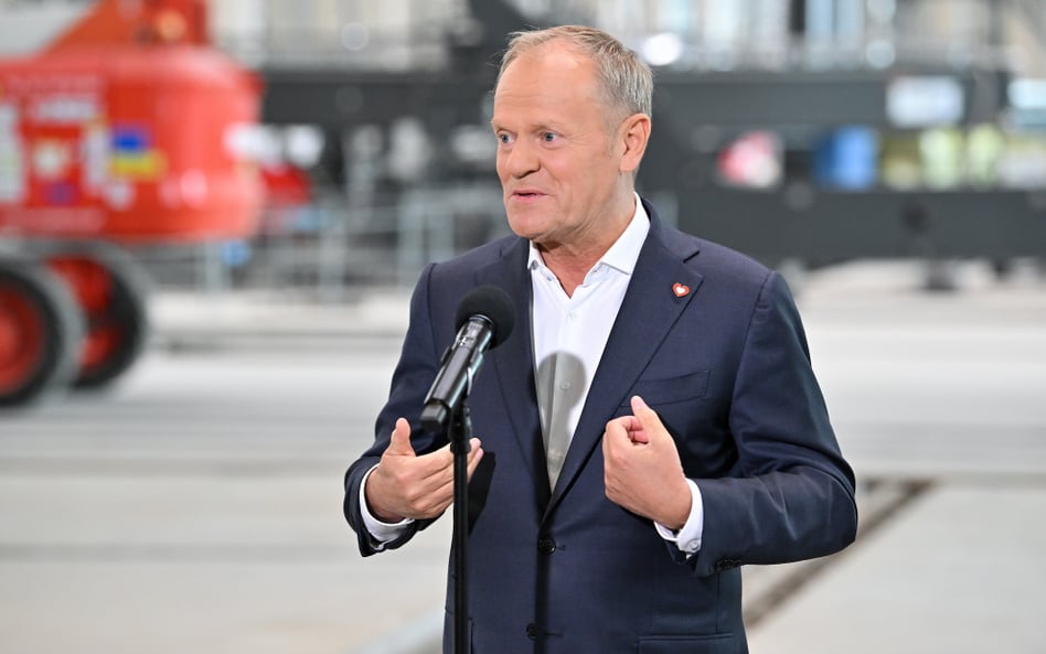 Chowanie Donalda Tuska do szafy, po pierwsze i tak się nie uda, a po drugie, po prostu się nie opłac