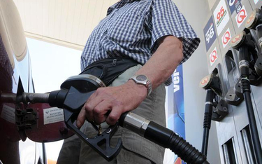 Urzędy skarbowe ścigają oszustów podatkowych na rynku biopaliw