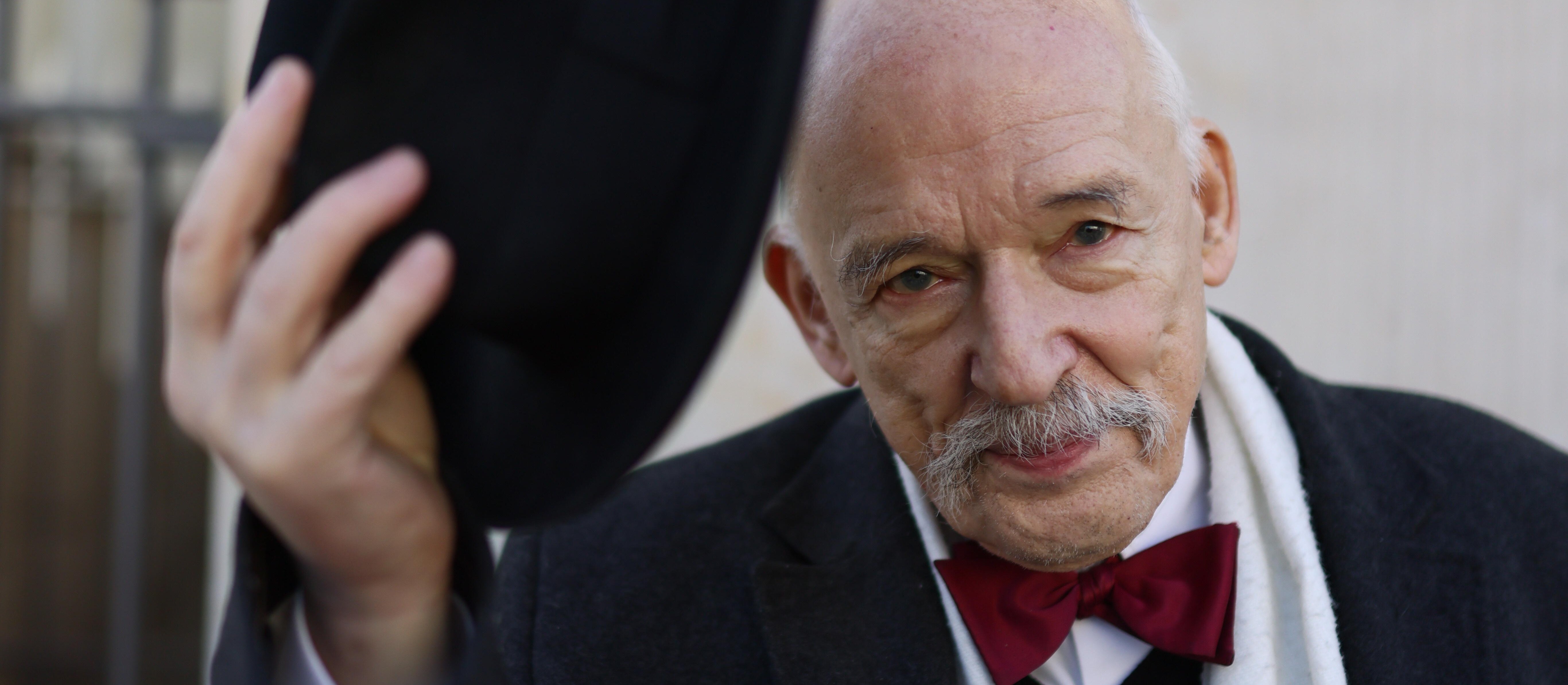 Rap Janusza Korwin-Mikkego bez konsekwencji. Nie odpowie za „szatkowanie socjalistów”