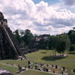 Gwatemala. Piramidy Tikal, jednego z najpotężniejszych państw-miast Majów okresu klasycznego.