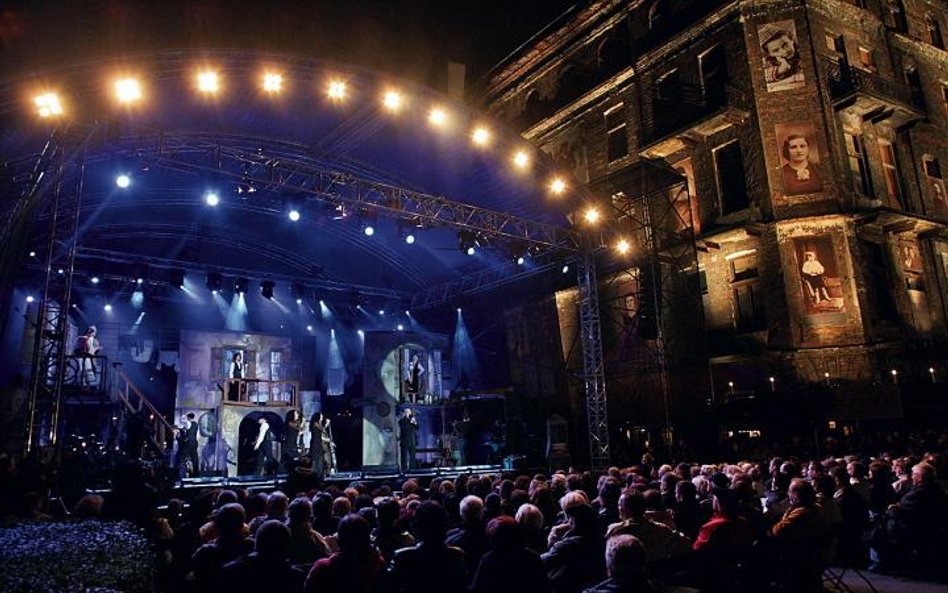 Festiwal co roku przyciąga tłumy widzów