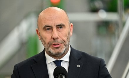 Prezes zarządu PGZ S.A. Adam Leszkiewicz