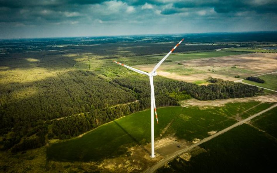 W 2021 r. doszło do przejęcia przez Grupę Orlen trzech lądowych farm wiatrowych na Pomorzu o łącznej