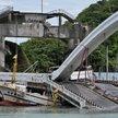 Tajwan: Runął 140-metrowy most. Trwa akcja ratunkowa