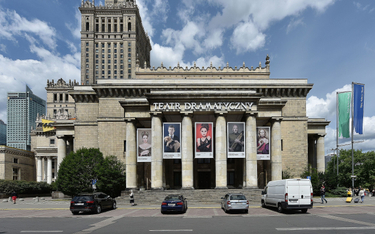 Premiera za milion złotych poprzedniej dyrekcji rujnuje Teatr Dramatyczny