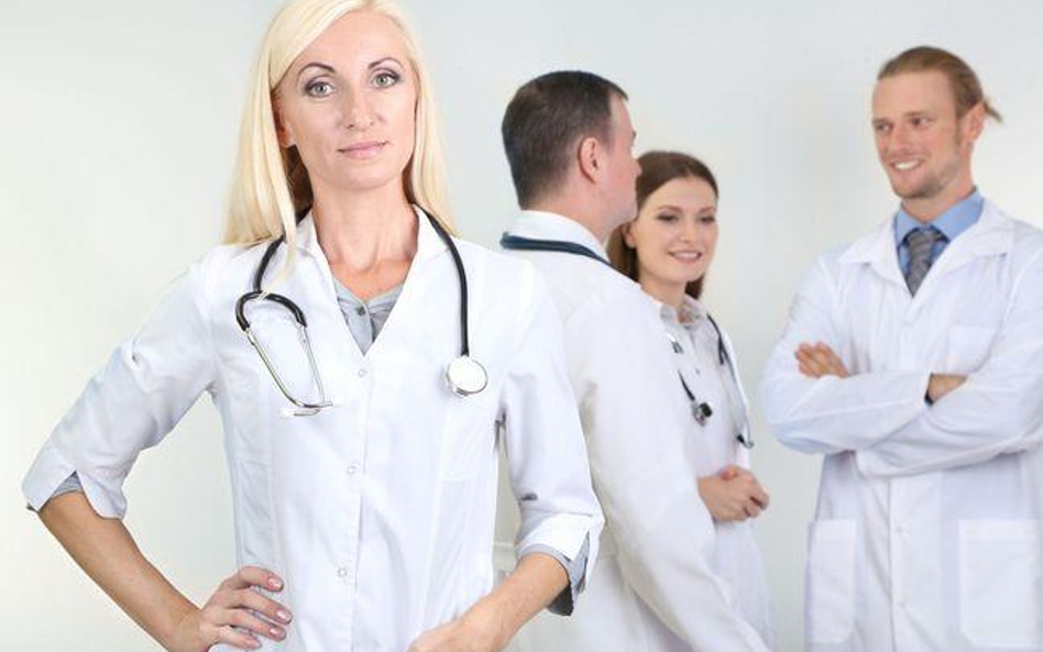 Lekarze będą pracować krócej - znów wypowiedzieli opt-out