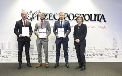 (od prawej strony): w-ce Prezes Gremi Media S.A. Maria Wysocka, Michał Niżnik (KPMG), Marcin Sidelni
