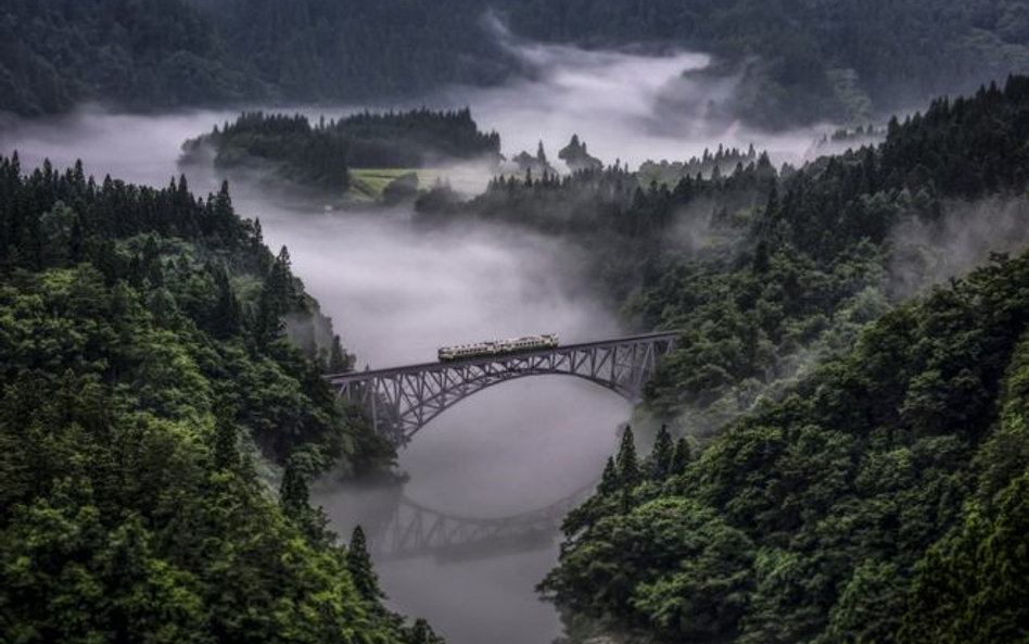 Tadami - linia kolejowa łącząca Fukushimę i Niigatę w Japonii