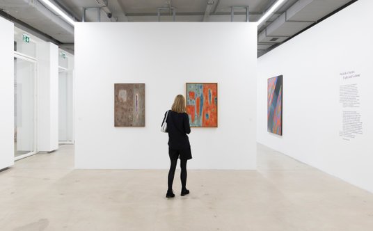 widok wystawy „Malowanie jest radością..." fot. Adam Gut