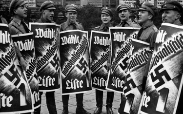 Aktyw Hitlerjugend agituje. Marzec 1935 r.