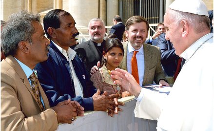 Papież spotyka się z rodziną Asii Bibi