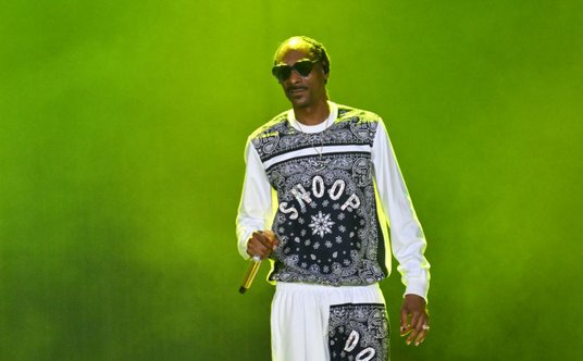 Snoop Dogg w Nowym Jorku podczas sierpniowego koncertu w 50. rocznicę powstania hip hopu