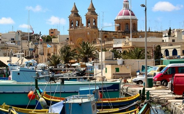 TSUE orzekł, iż Malta nie może handlować swoim paszportem