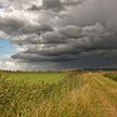 We wtorek i w środę w wielu regionach kraju możliwe gwałtowne burze