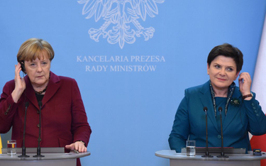 Wizyta kanclerz Republiki Federalnej Niemiec Angeli Merkel. Premier RP Beata Szydło (P) i kanclerz N