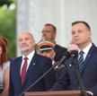 Prezydent zapunktował u wojskowych, ale opinii nie poprawił