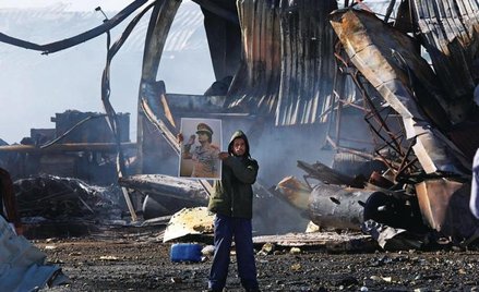 Zbombardowana przez lotnictwo koalicji baza marynarki wojennej w Trypolisie