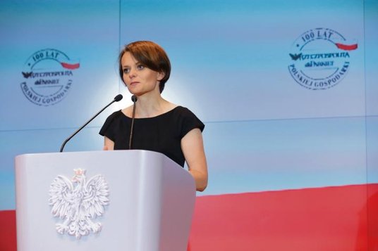 Polskie firmy muszą nabrać apetytu na świat – mówiła minister Jadwiga Emilewicz.