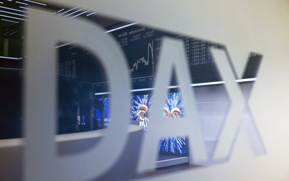 DAX odbija się od linii oporu