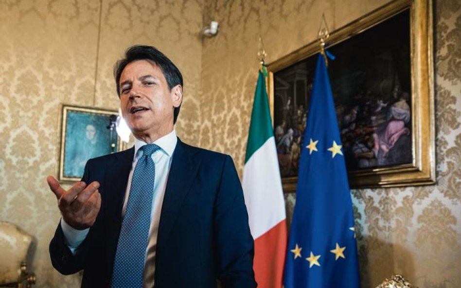 Giuseppe Conte, premier Włoch, gra ostro z Brukselą. Nie chce zmieniać budżetu, który nie podoba się