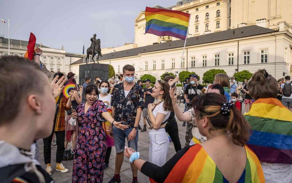 Sondaż: Czy spór o LGBT wpłynie na wybory prezydenckie?