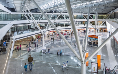 Lotnisko Chopina: co piąty pasażer w 2021 roku to pasażer czarteru
