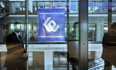 Cofnięcie indeksów w Warszawie. WIG utrzymał 100 tys. pkt.