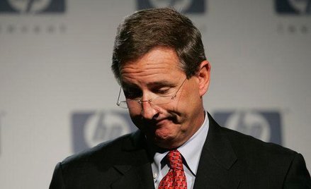 Szef firmy Hewlett-Packard Mark Hurd zrezygnował ze stanowiska po śledztwie wszczętym przeciwko niem