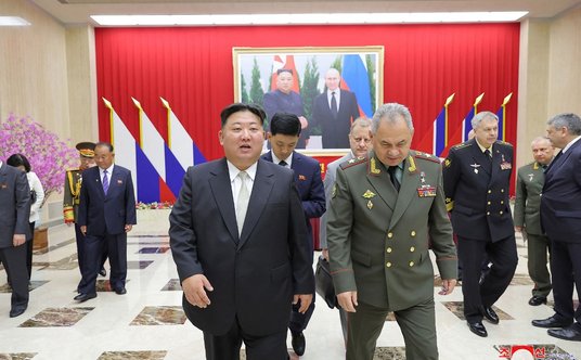 Kim Dzong Un i Siergiej Ławrow