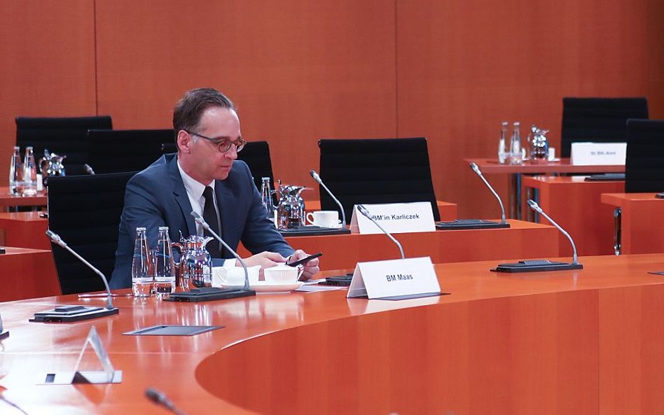 Niemiecki MSZ przestrzega przed ściganiem się w otwieraniu turystyki