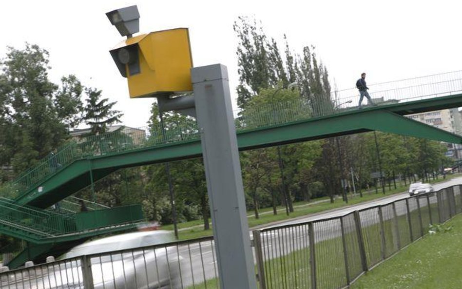 Fotoradaru nie ma, a znak stoi - czy to legalne