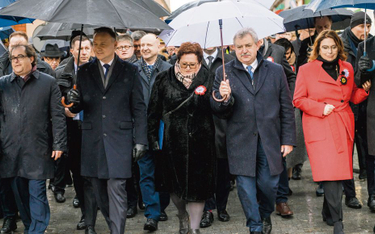 Prezydent Andrzej Duda nie spotkał się z ciepłym przyjęciem podczas uroczystości 100. rocznicy zaślu