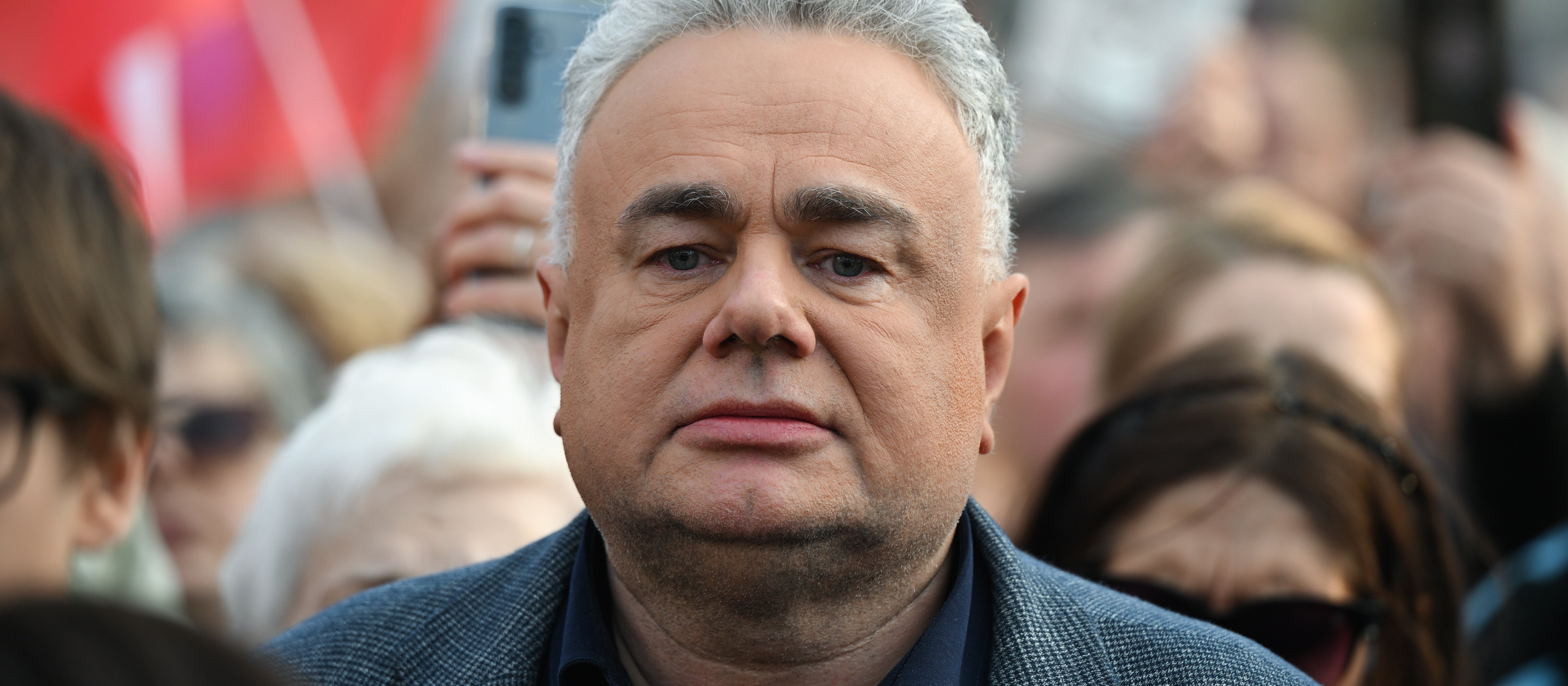 Od akcji policji do „wątku wschodniego”. To wiemy o głośnej interwencji w domu Sakiewicza