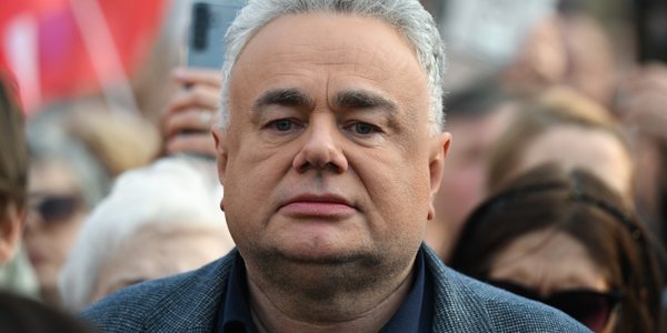 Od akcji policji do „wątku wschodniego”. To wiemy o głośnej interwencji w domu Sakiewicza