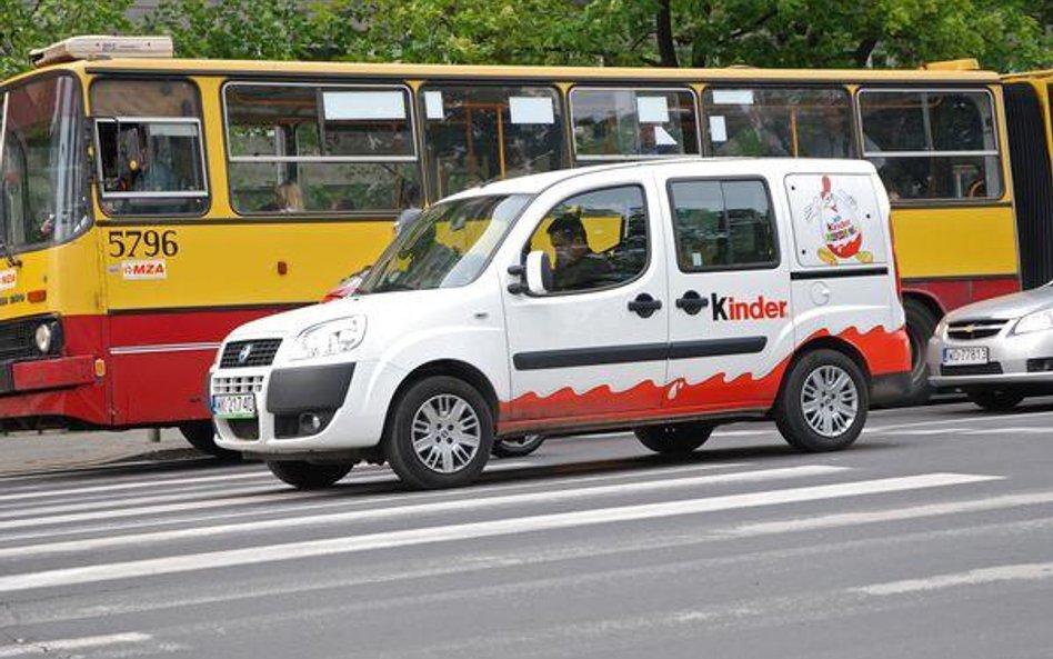 Za spaliny pracowników płaci szef