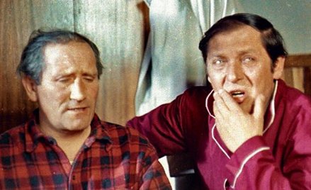 Jan Himilsbach i Zdzisław Maklakiewicz w filmie „Jak to się robi”